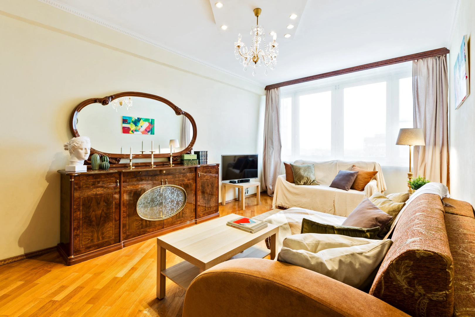 Great view on Kremlin 2 rooms apartment 23 floor