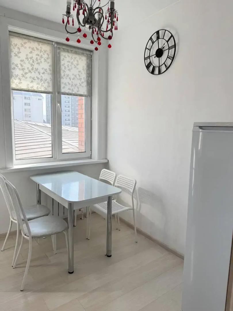 Апартаменты Полноценная двухкомнатная квартира до 7 человек в Центре