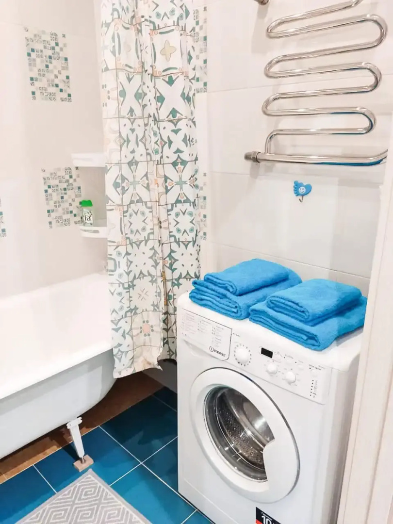 Апартаменты Квартира AlexHome РП Свердловский Молодежная