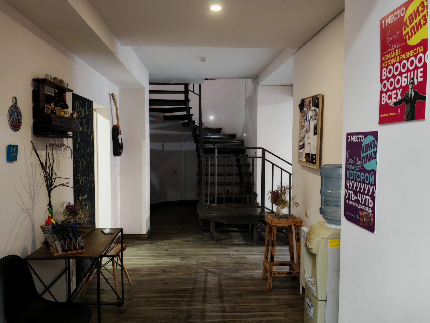 Отель Blur Inn Gallery
