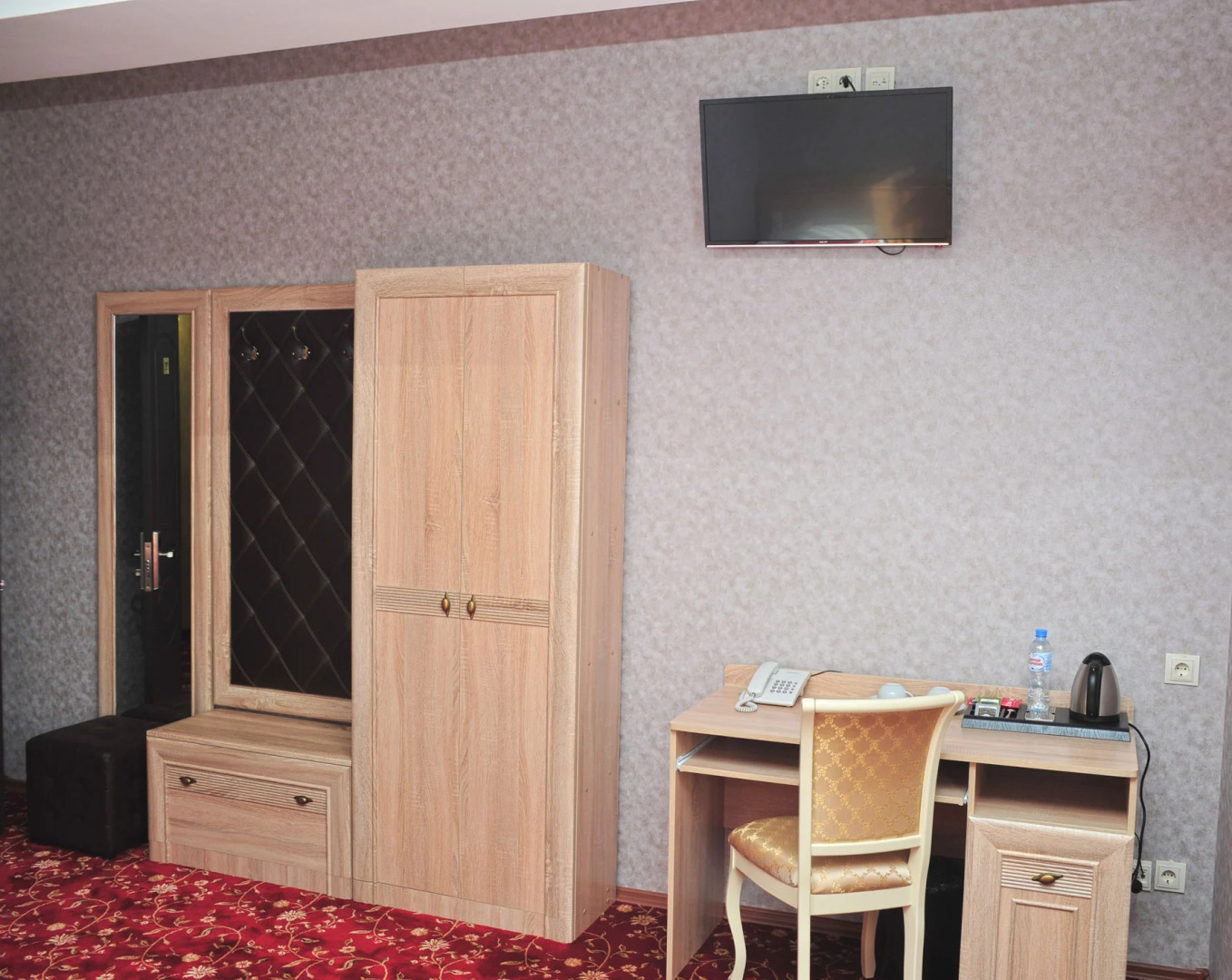 Отель Континент