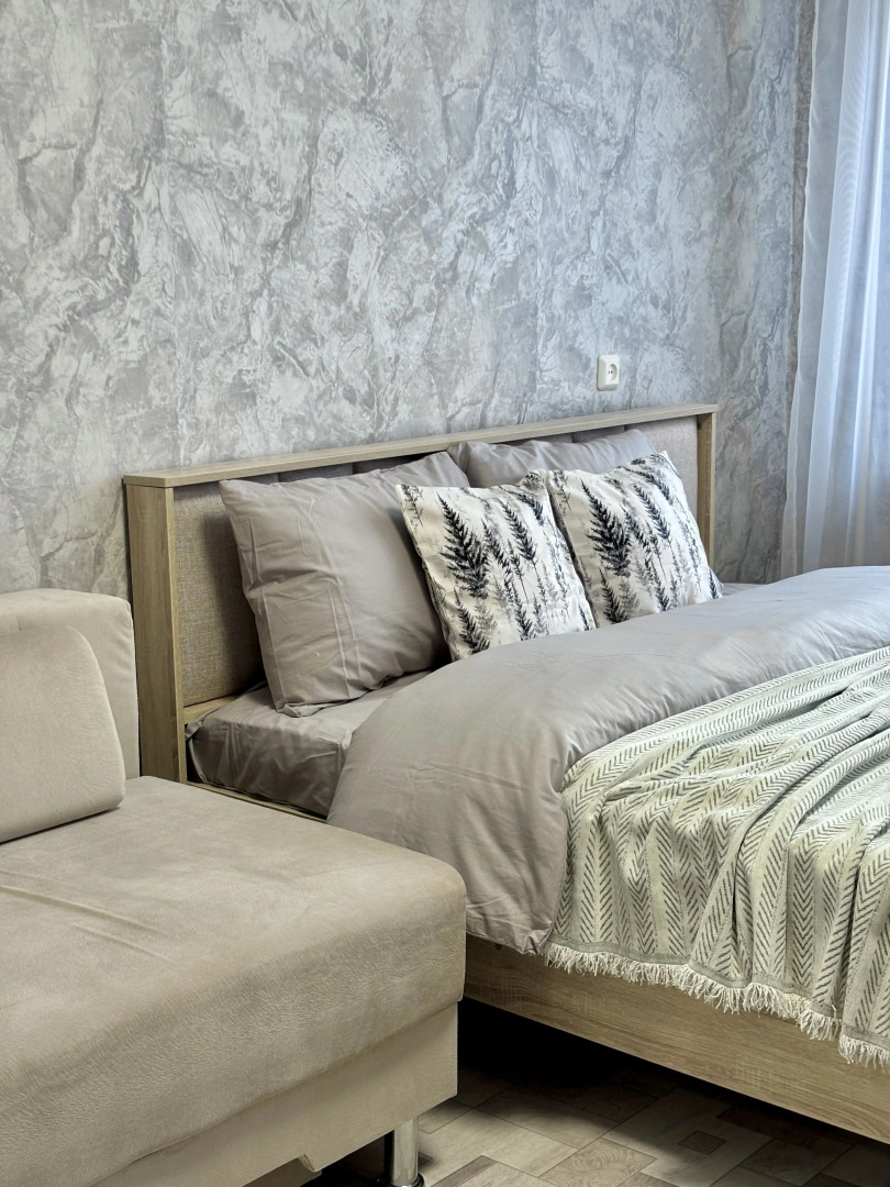 Квартира Просторная квартира на Тюленина 1