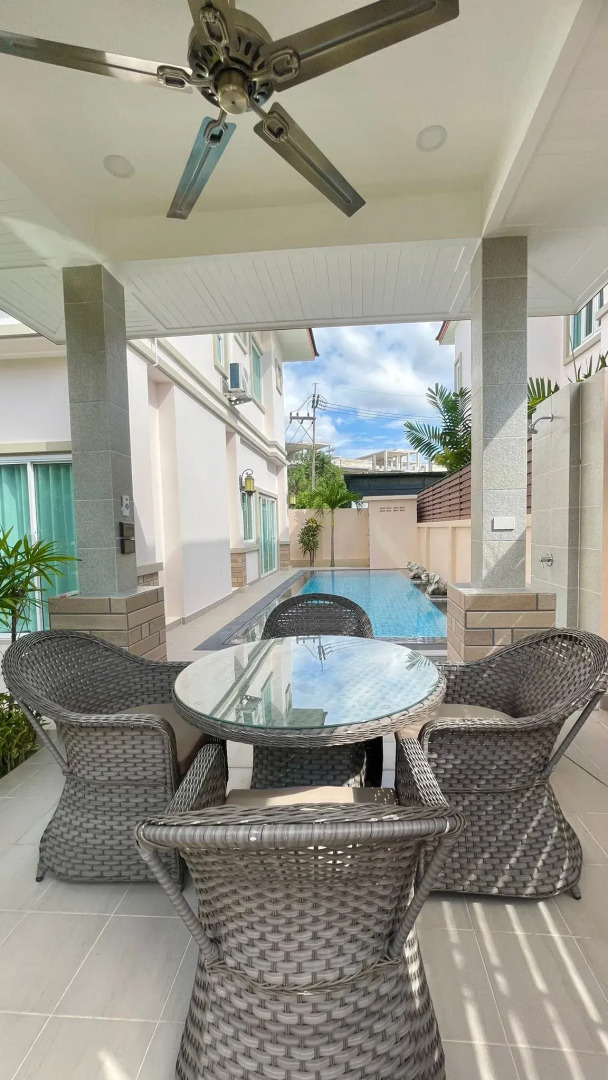 Вилла Дом с бассейном