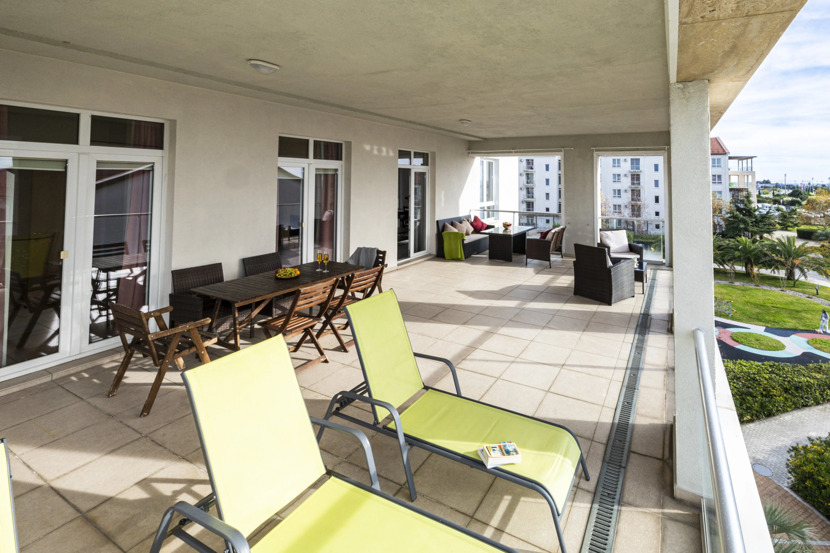 Апартаменты Smart Aparts Grand Seaview