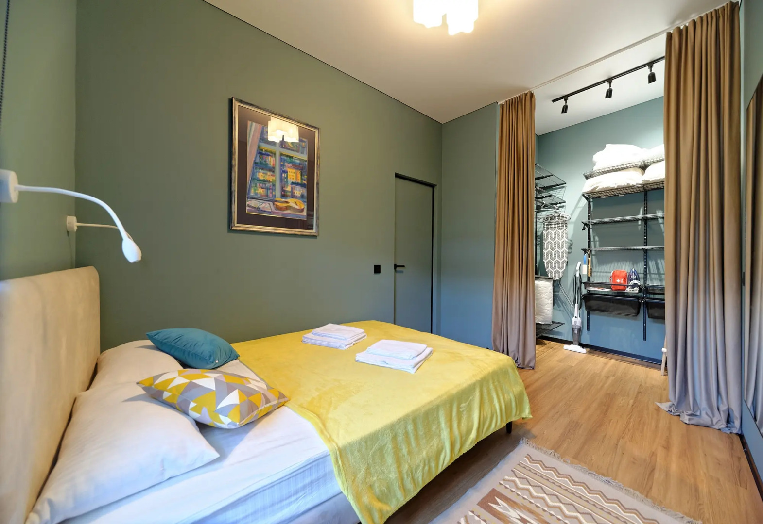 Квартира Deluxe Yellow Yard на Вознесенском пр 41