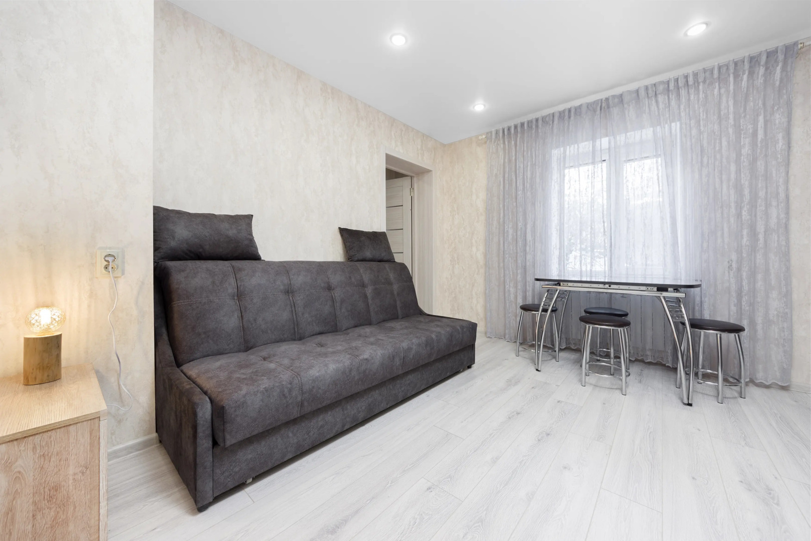 Апартаменты Двухкомнатная квартира в Центре города на Дунаевского 12