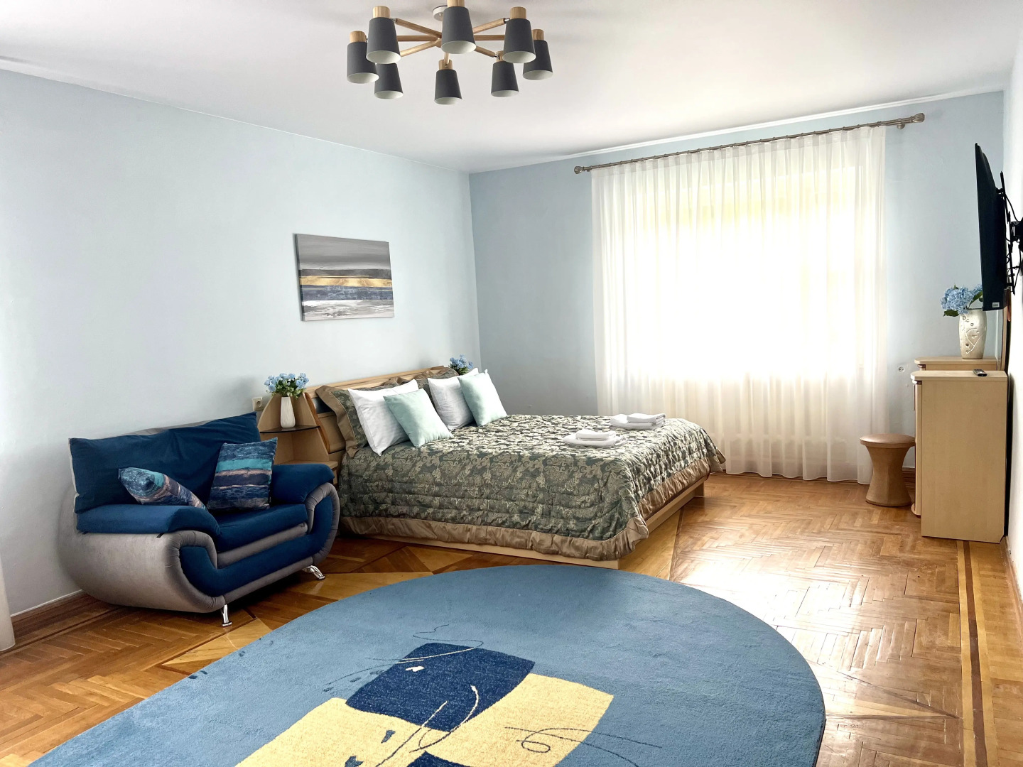 Частный дом Шикарный недалеко от Собора