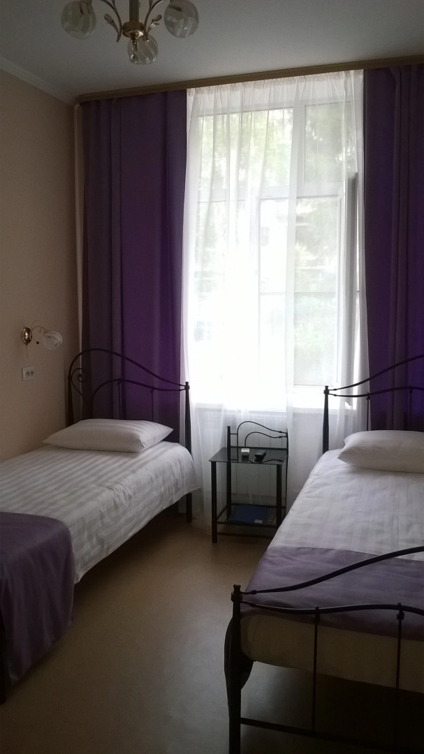 Отель Золотая Лилия