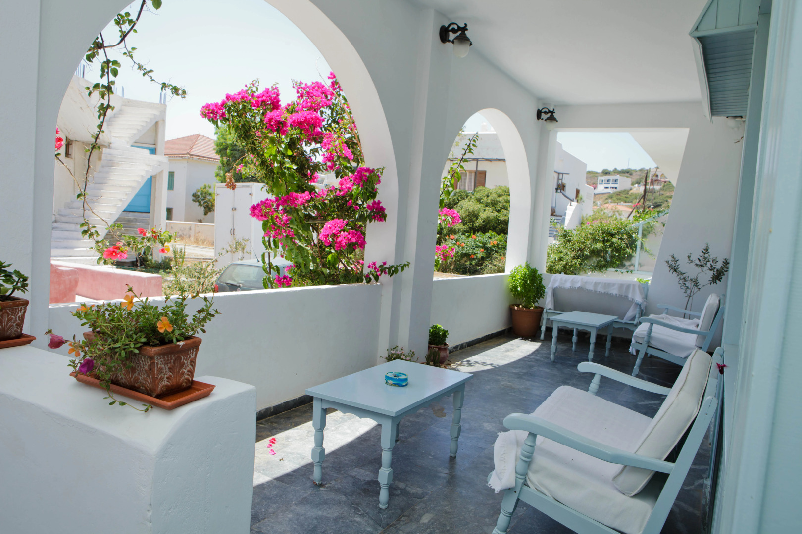 Отель Karanasos