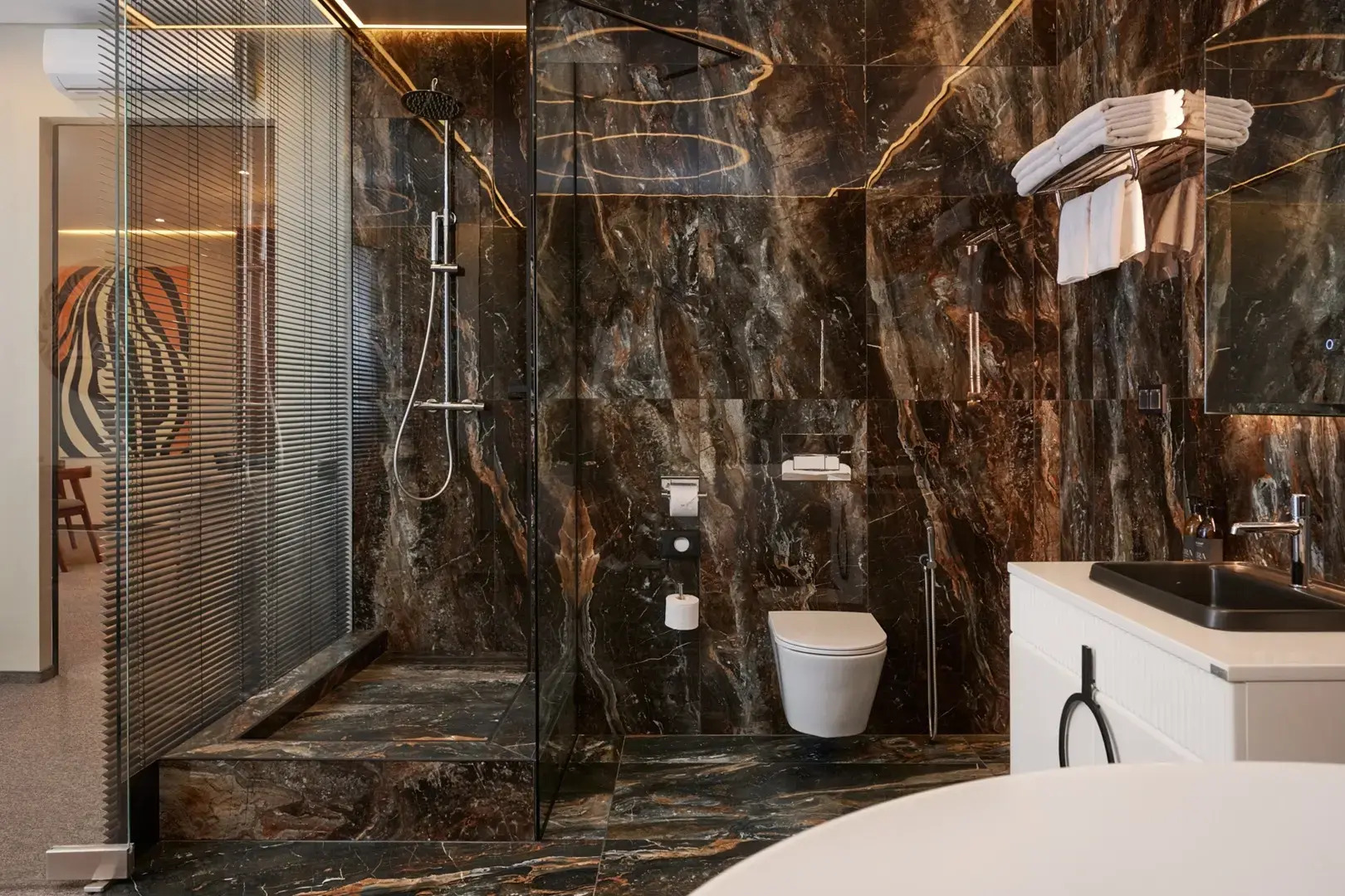 Отель Aura CityHotel