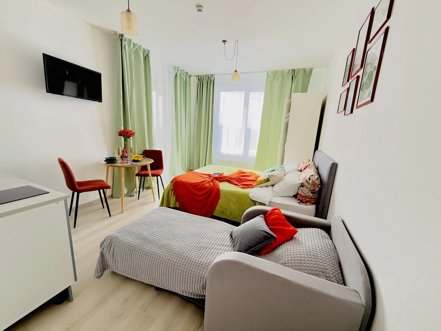 Квартира Новая студия Фисташка на Неве рядом с метро и разводным мостом