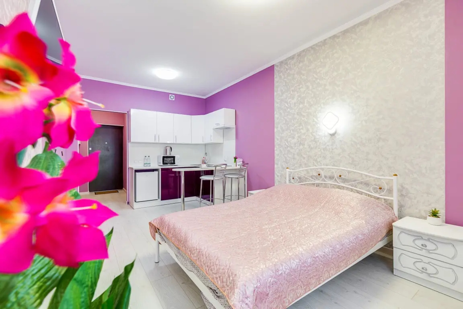 Апартаменты Никольские Розовая Студия