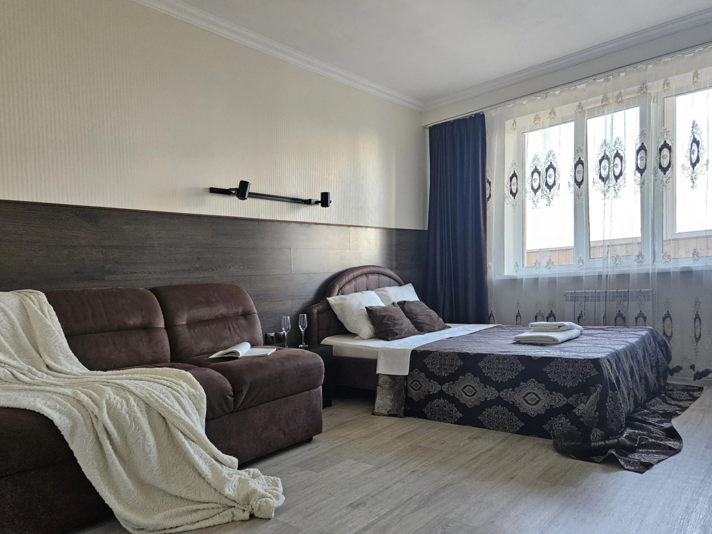 Апартаменты Ярославская 72(9)