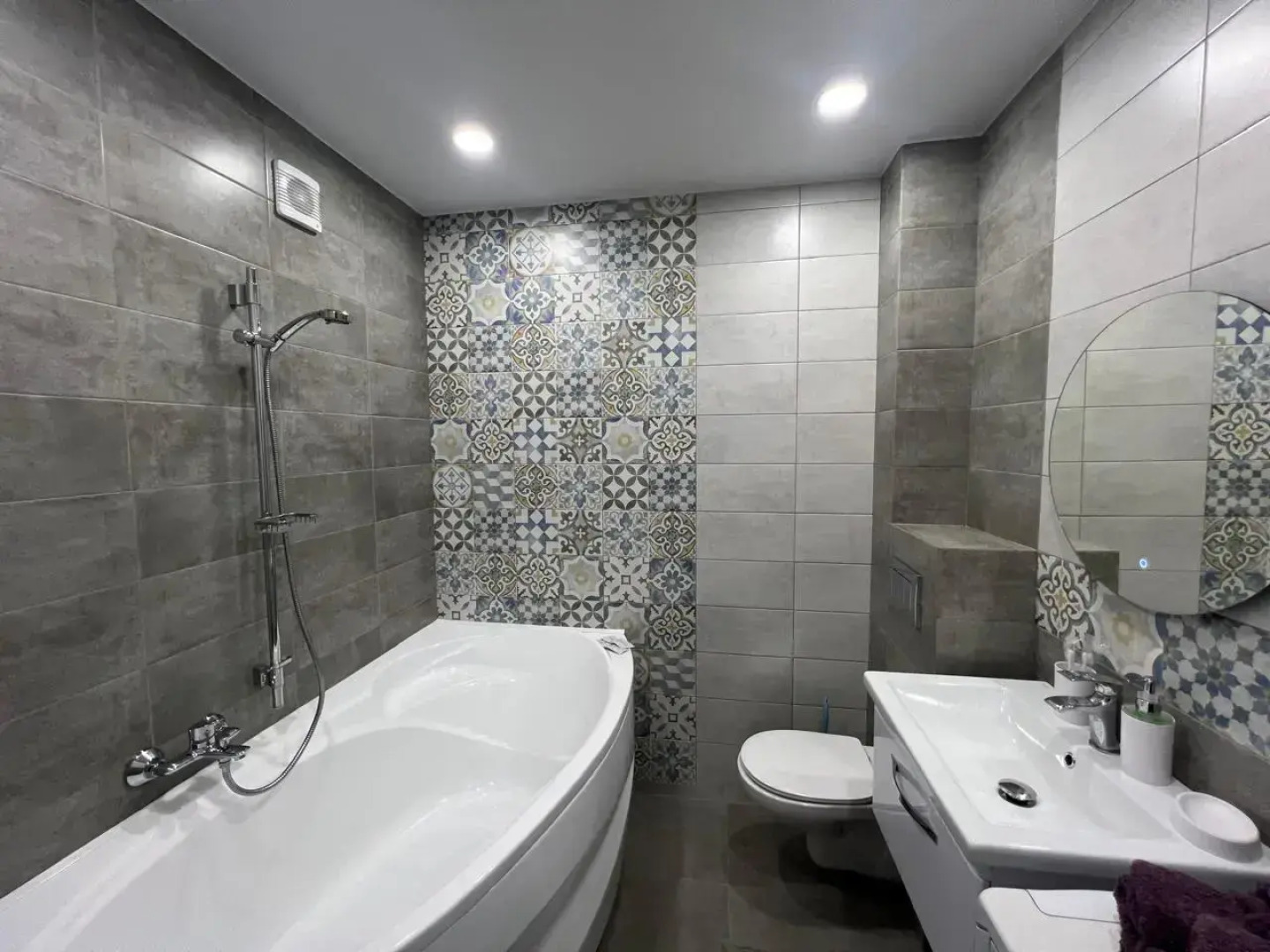 Квартира Цвет настроения Seryi