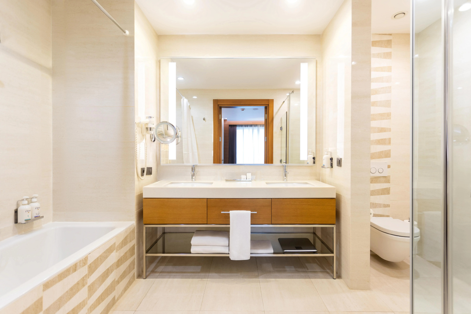 Отель Holiday Inn Baku