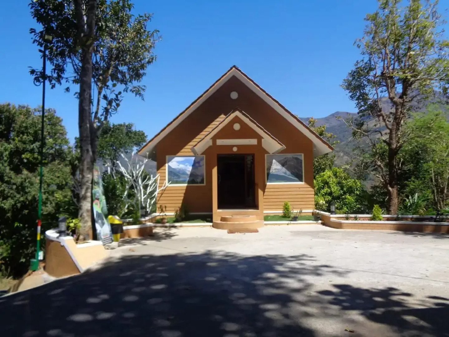 Отель Camellia and Elettaria the Twin Resorts