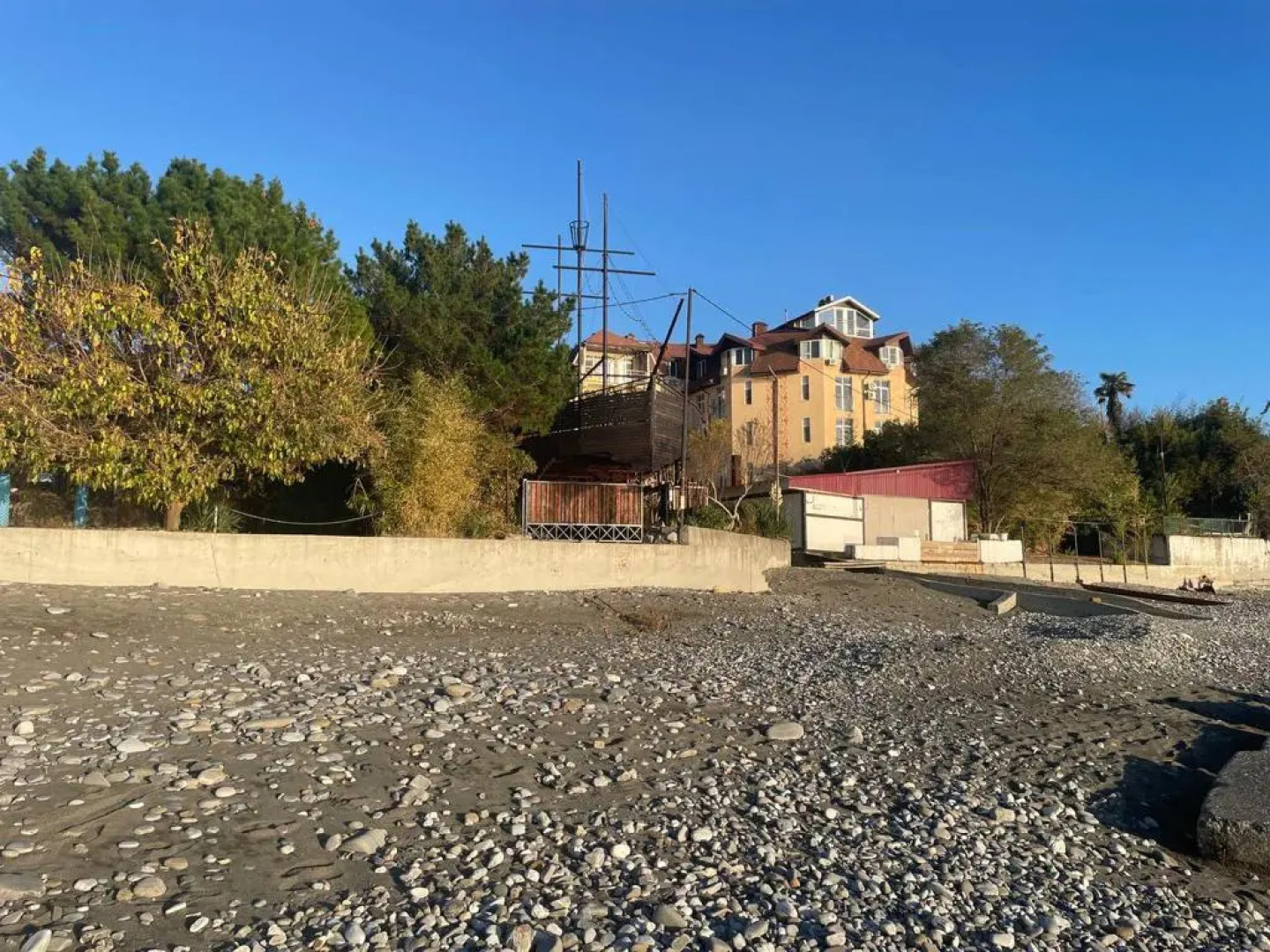 Отель Ламоре