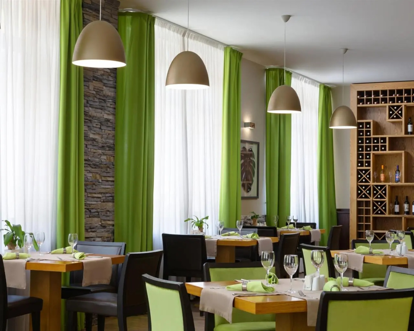 Отель Golden Tulip