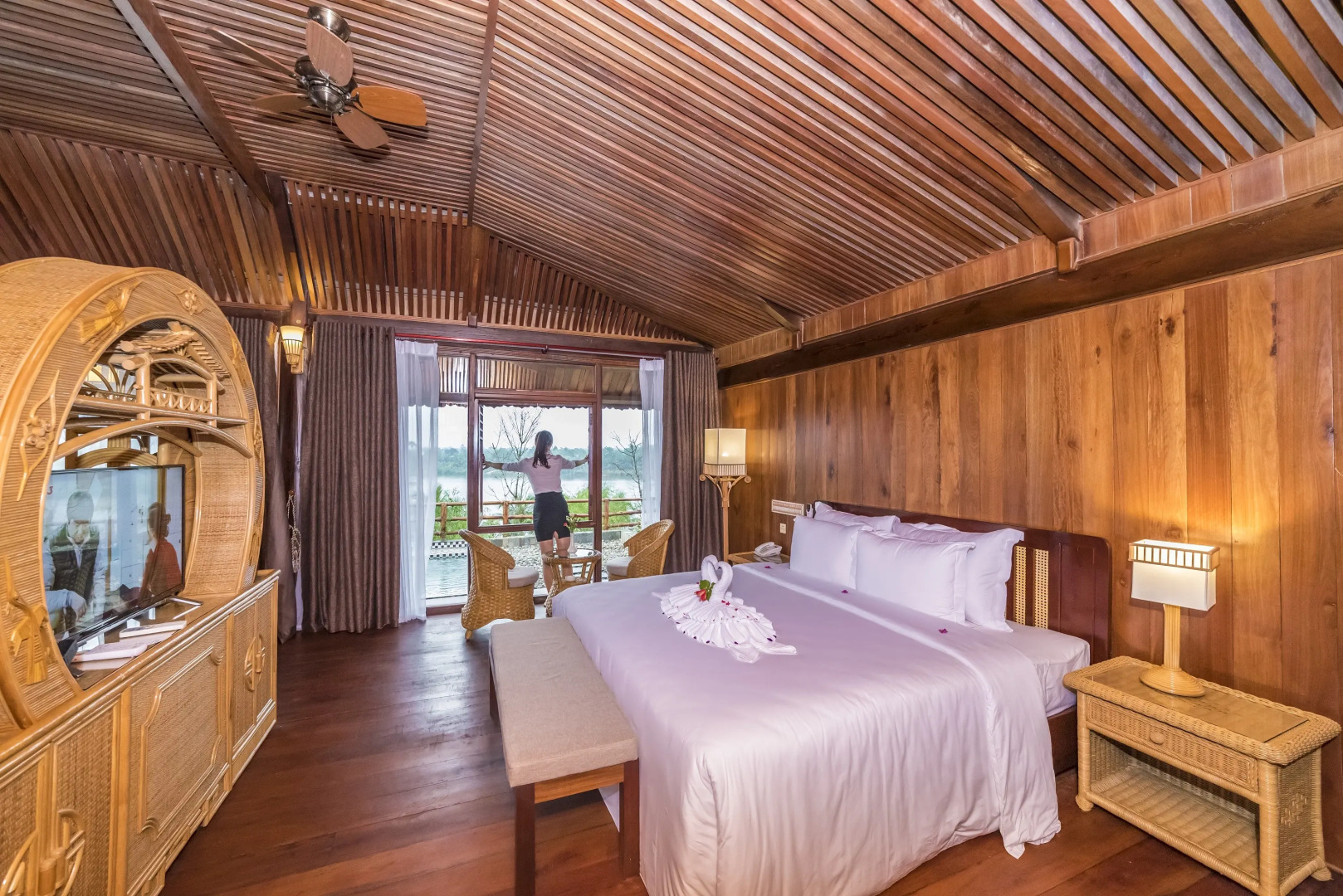 Отель Sankofa Village Hill Resort and Spa