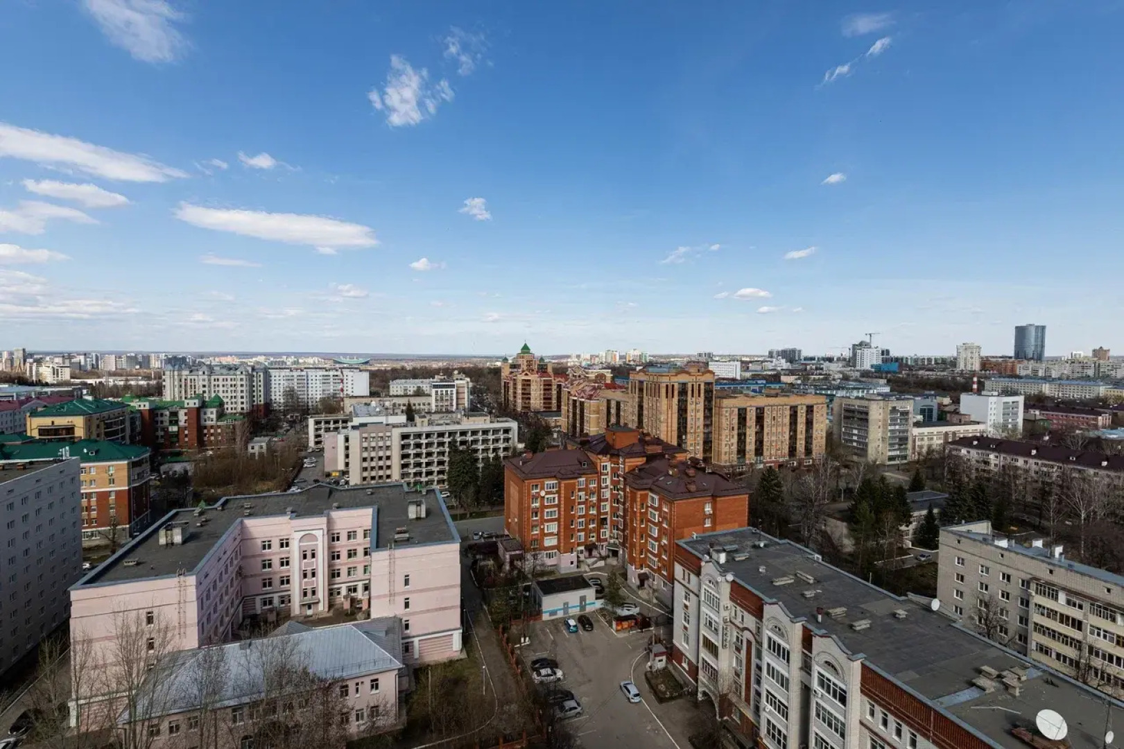 Квартира в центре с видом на город Достоевского 57