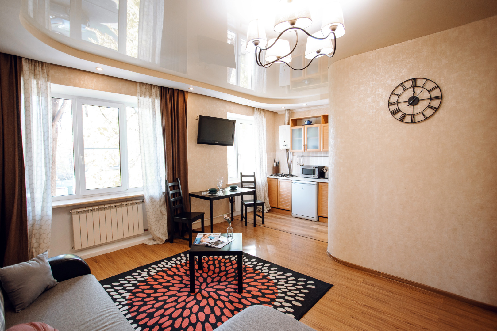 Квартира Толстой Советская 66