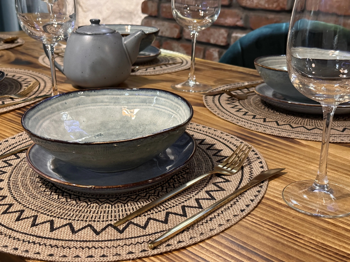 Частный дом гнѣздо с камином и двумя спальнями