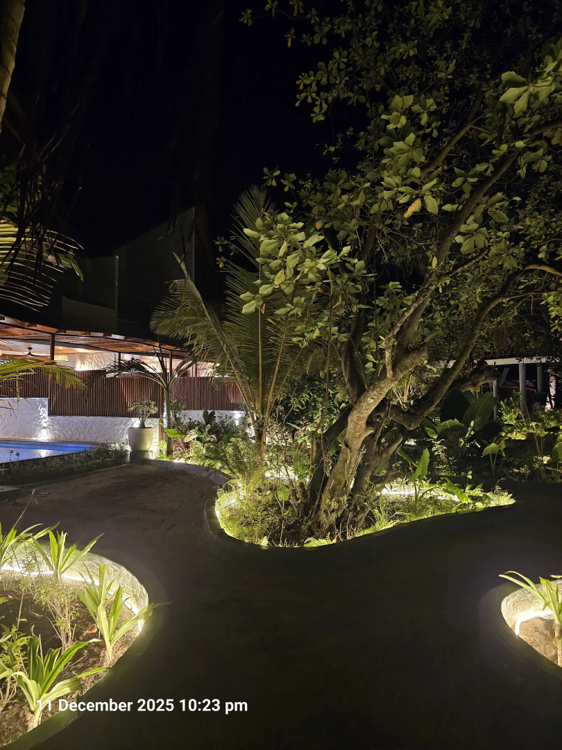 Отель Island Luxury Retreat Maalhos