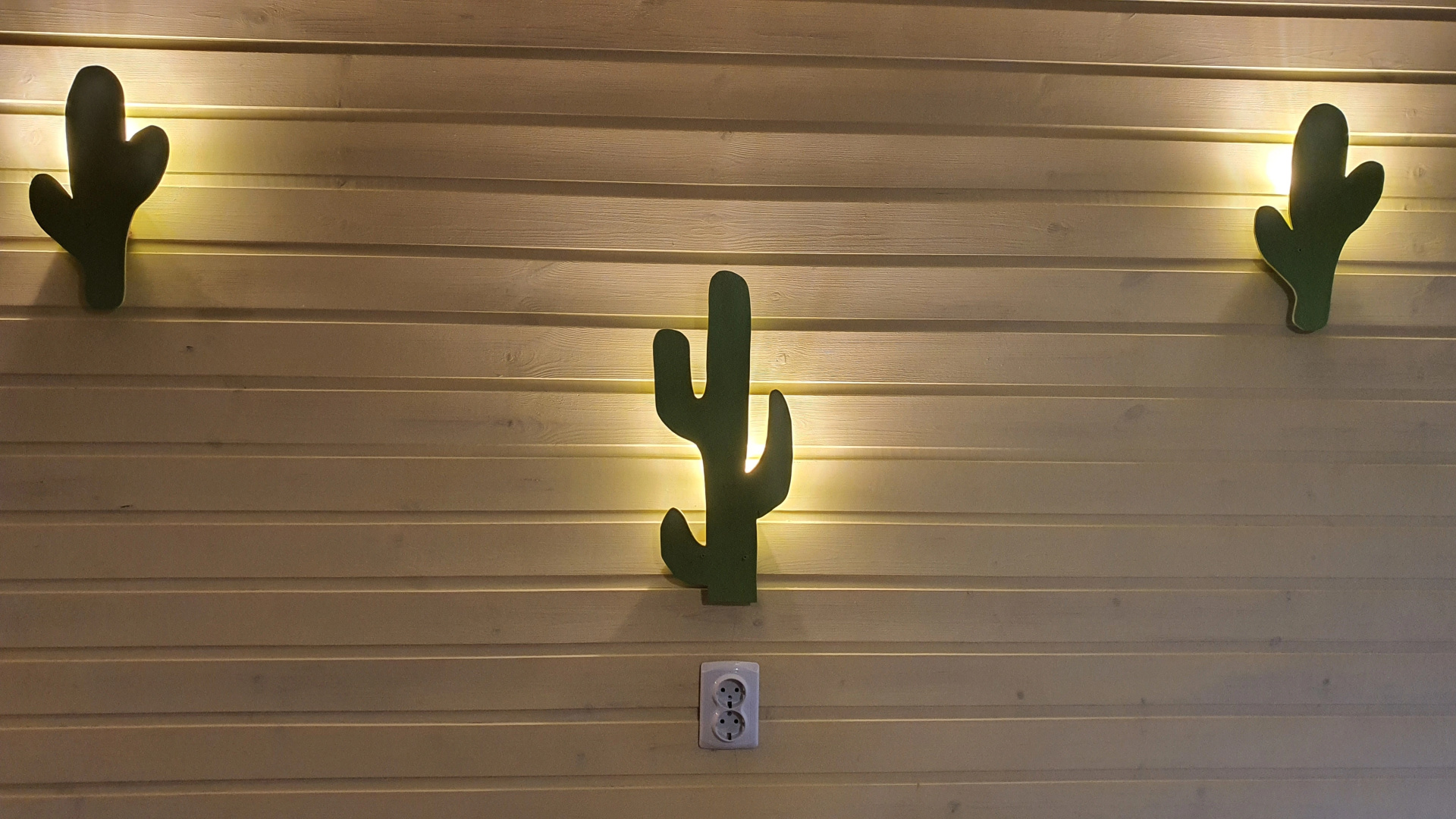 Lemon Joe Hotel