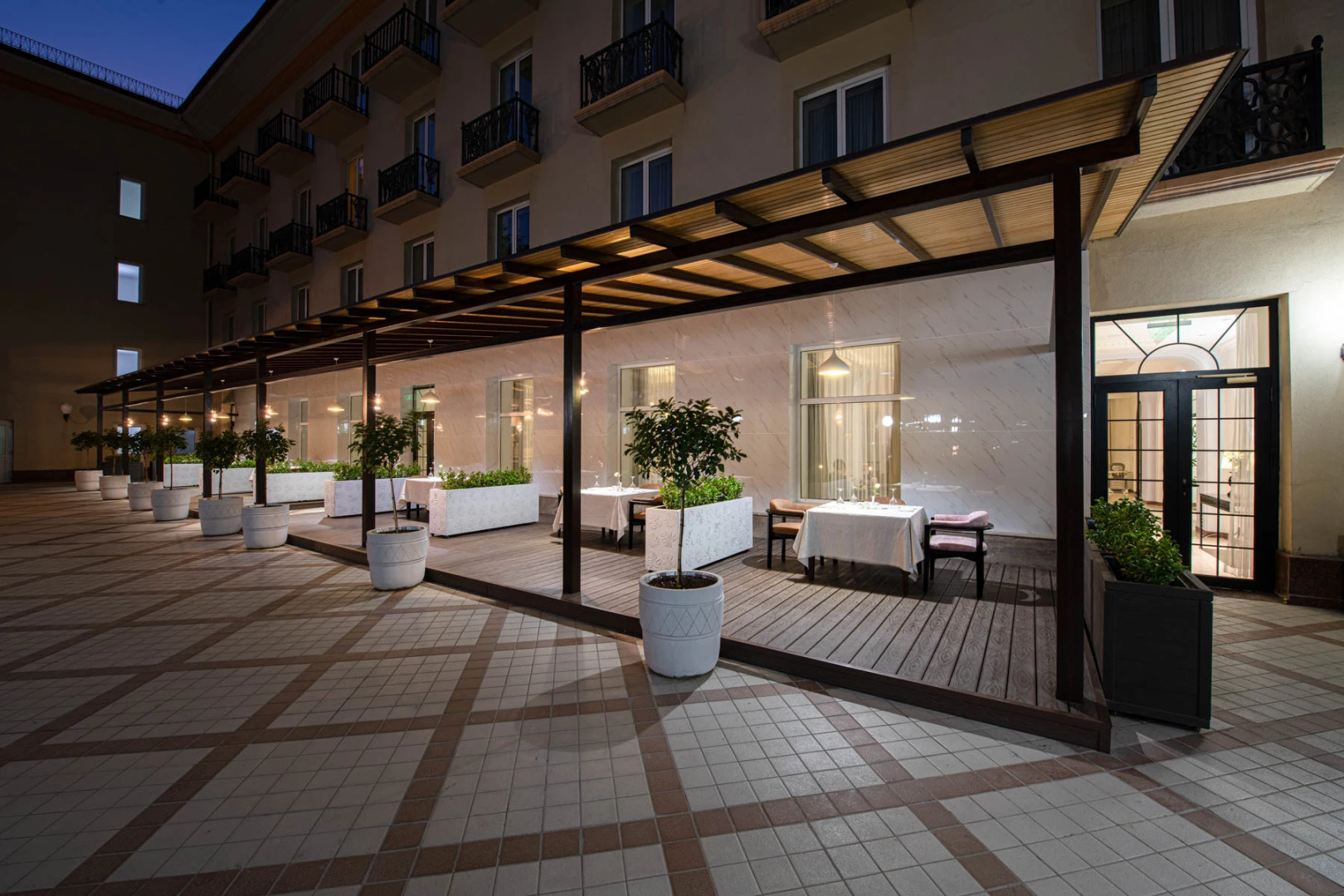 Отель LOTTE City Tashkent Palace