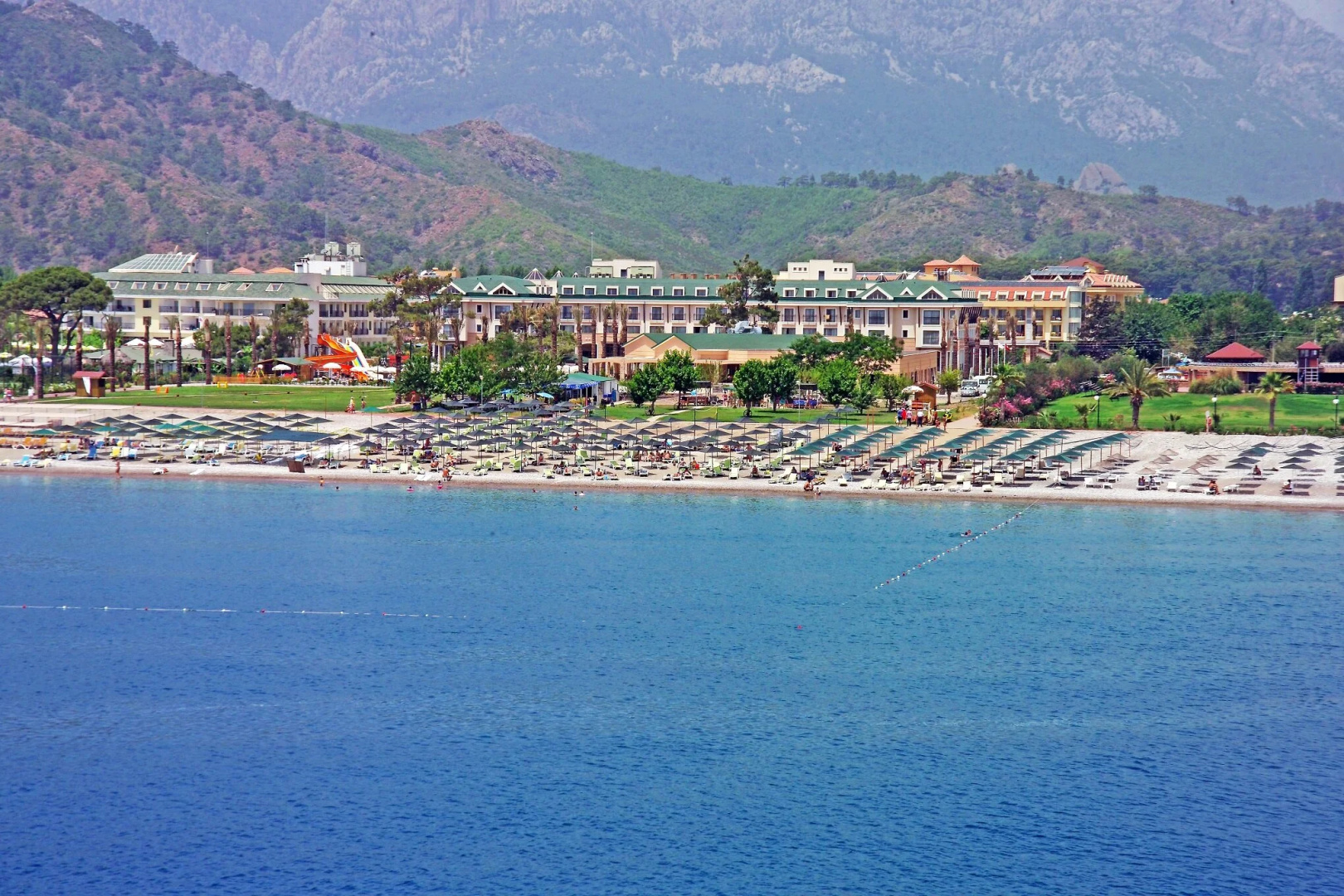 Lucida Beach Hotel 