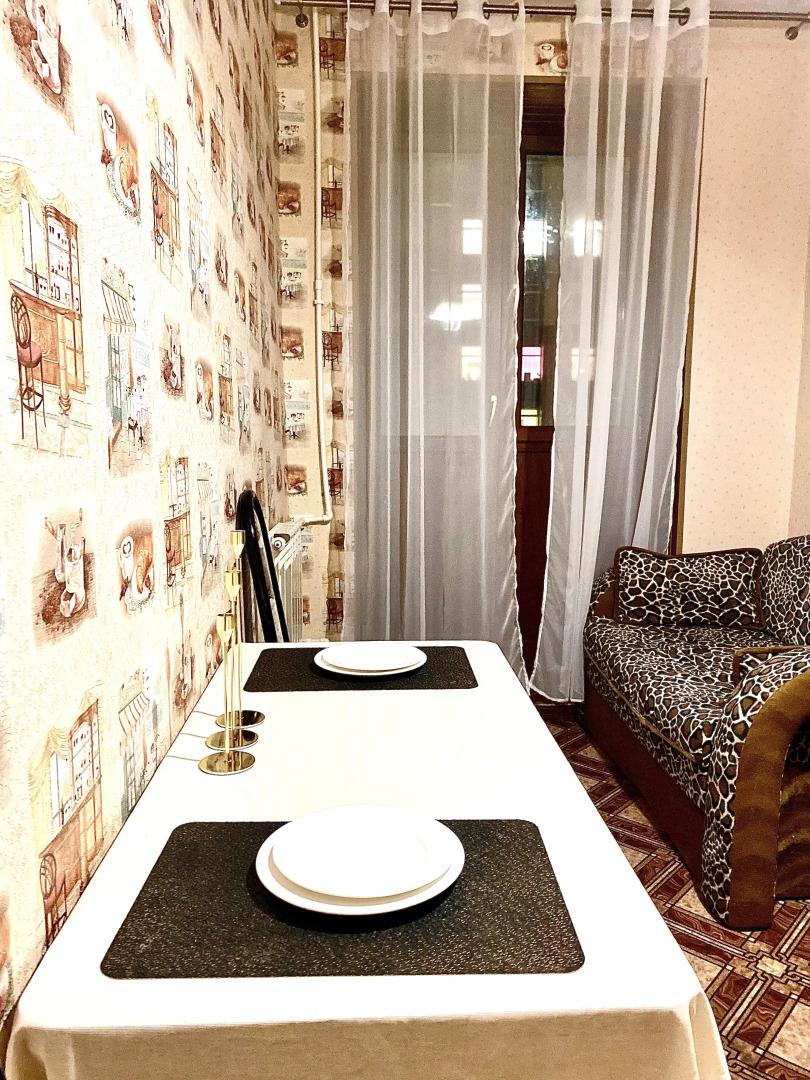 Апартаменты площадь Ленина