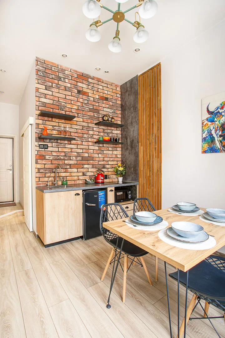 Апартаменты на Большом 13 Балкон