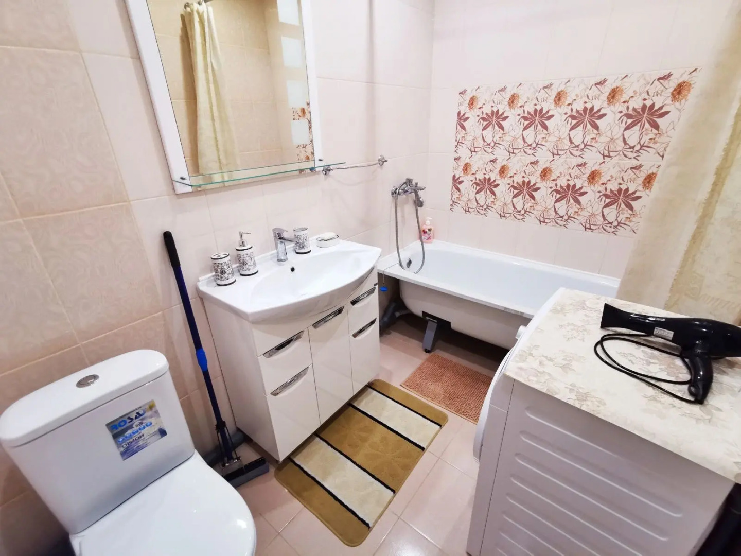 Апартаменты Novin квартал на 11 этаже с панорамными окнами