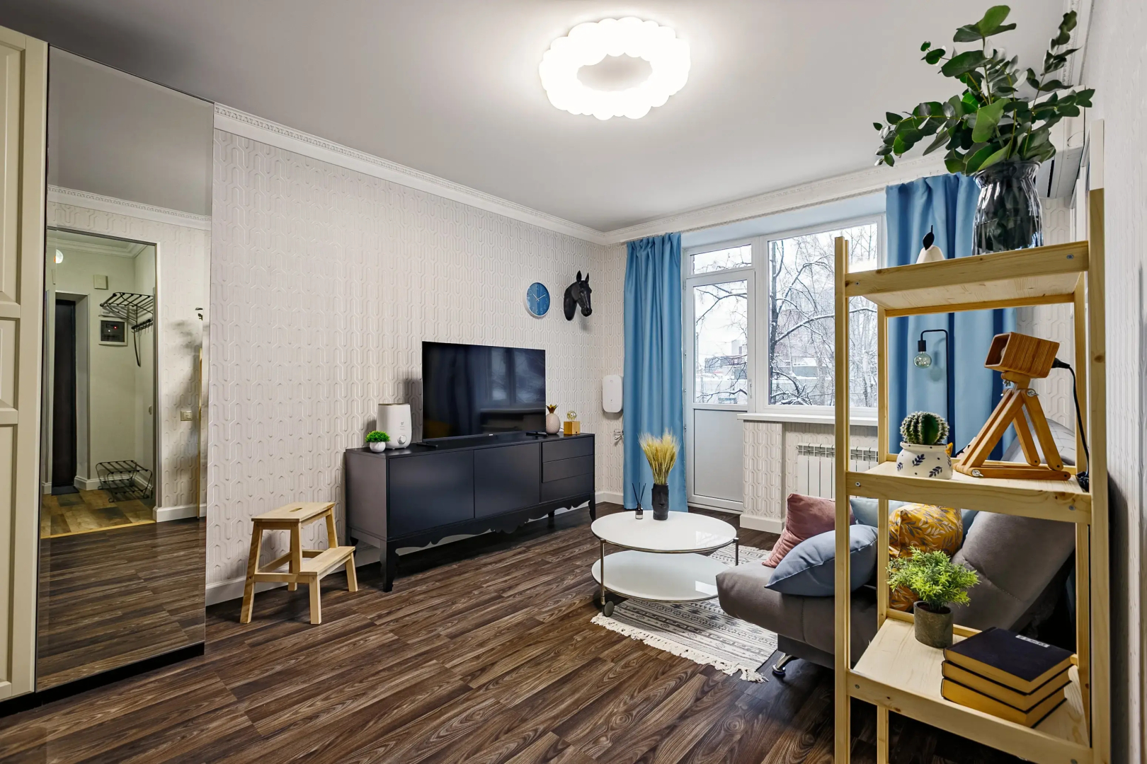 Апартаменты Belorusskaya railway station cozy apartment with parking