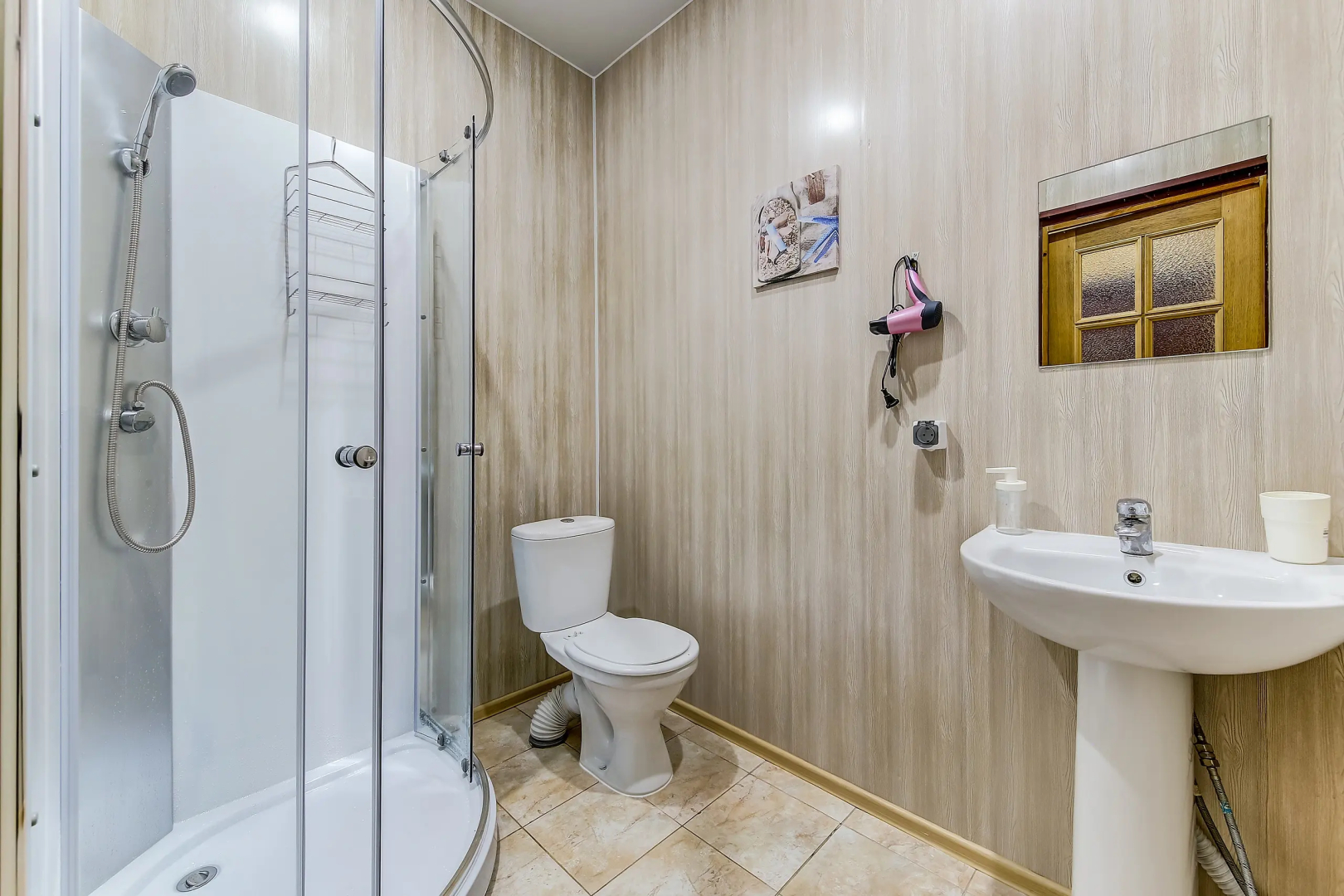 Квартира Gallery apartment