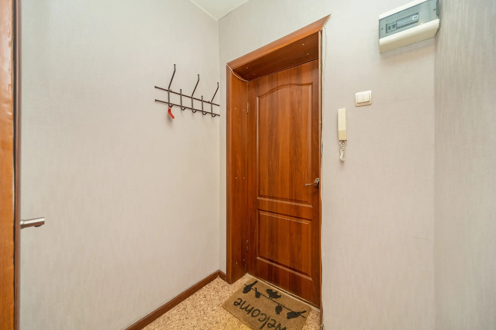 Апартаменты Мира 90