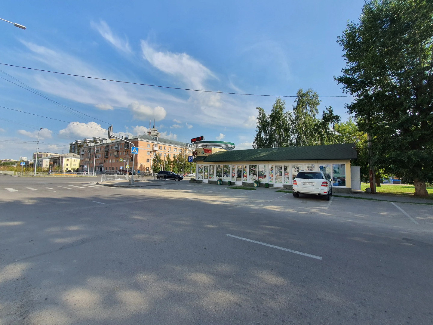 Квартира проспект Калинина у площади Октября