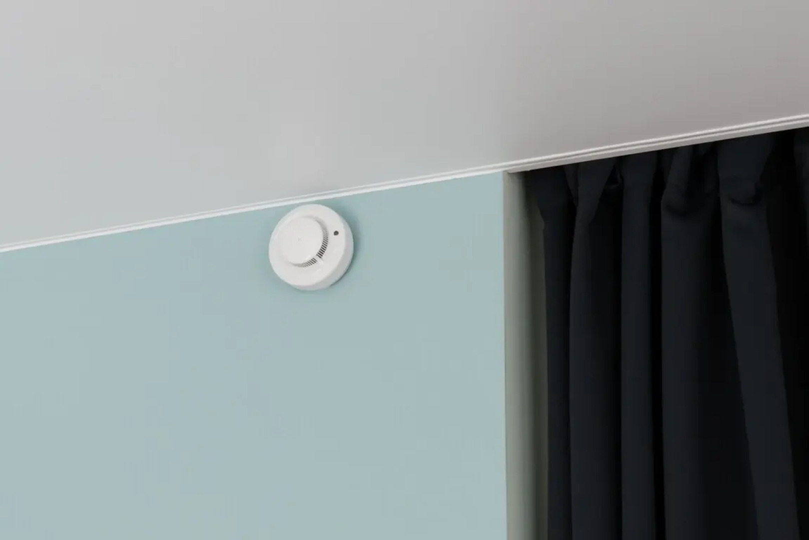 Апартаменты классическая студия с двуспальной кроватью и диваном