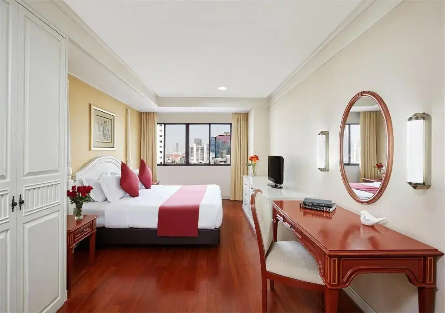 Отель Centre Point Hotel Sukhumvit 10