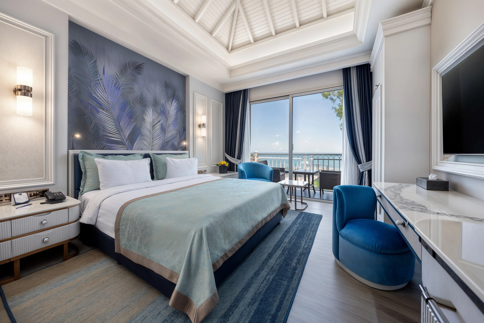 Merit Royal Gardens Hotel & Casino