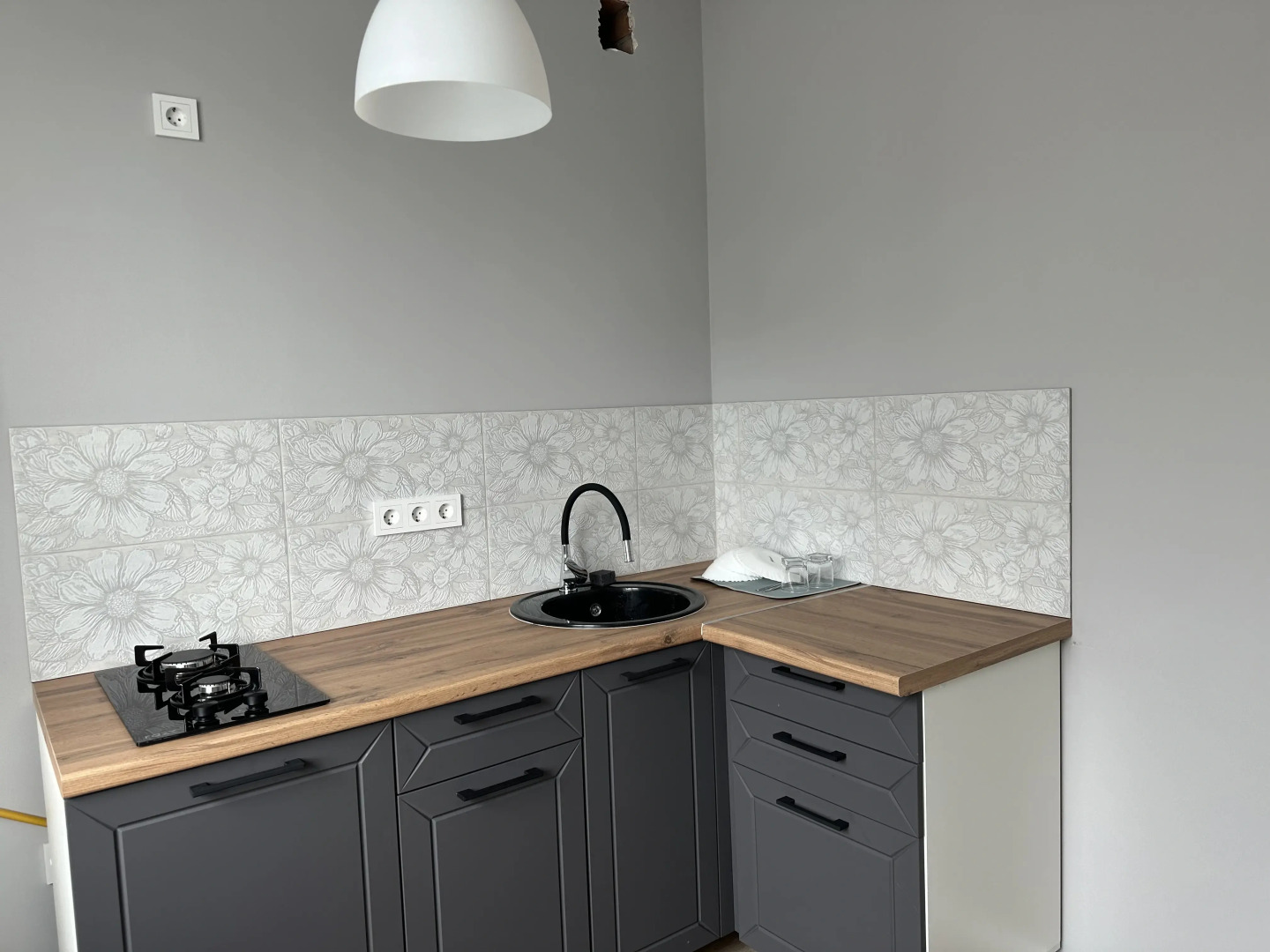 Квартира студия возле Хурула