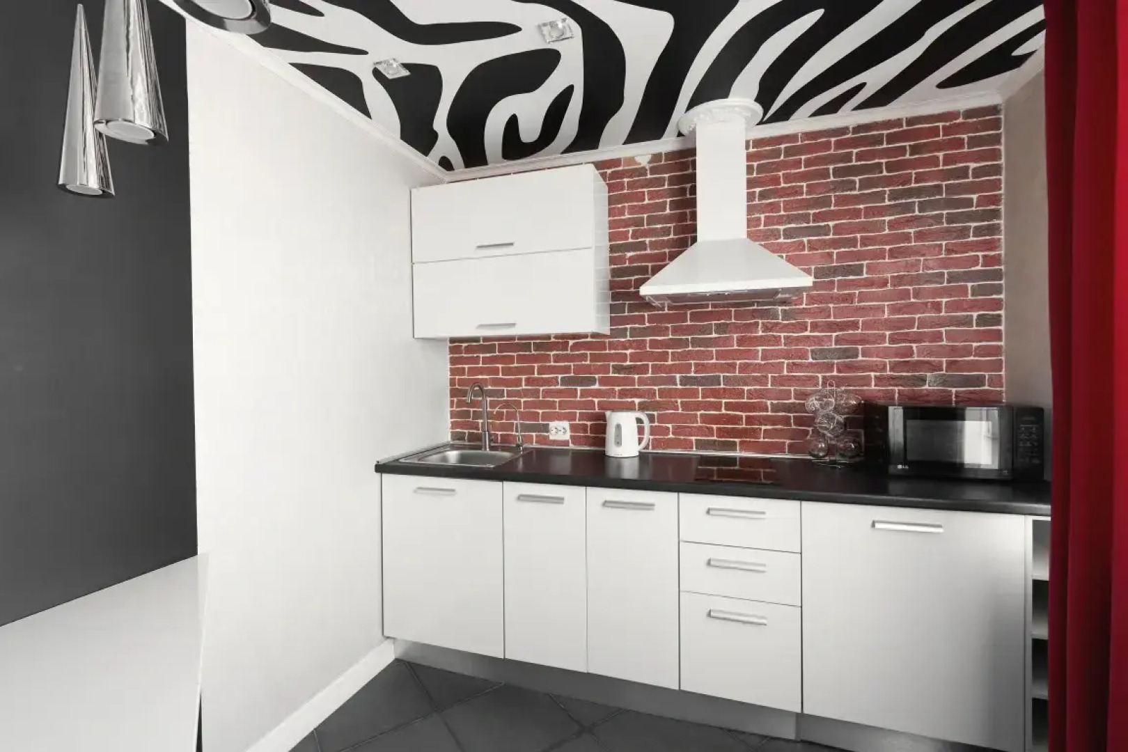 Апартаменты Пичугина 6 (1)