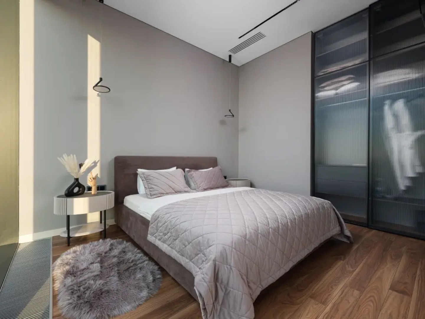 Красивый панорамный апартамент с 2 спальнями