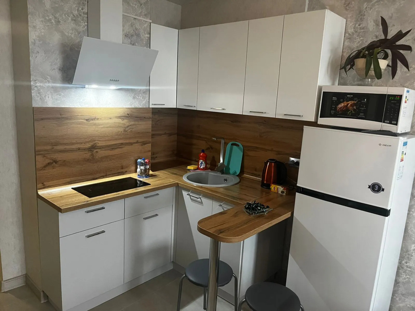 Апартаменты Большая Подгорная 87 блок 4