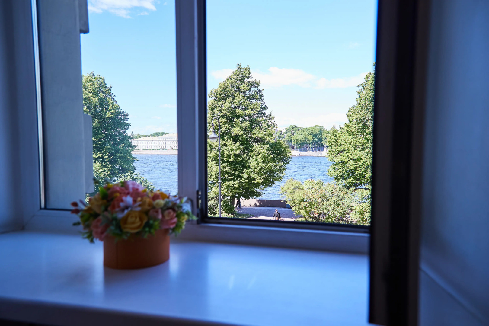 Отель Бридж