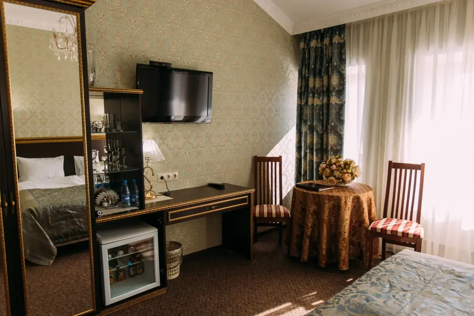 Отель Шери Холл