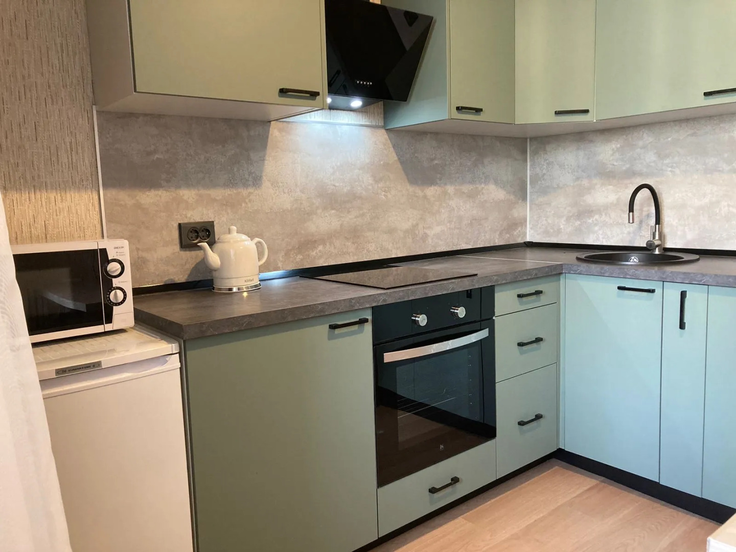 Апартаменты  Фёдора Тютчева 93/3