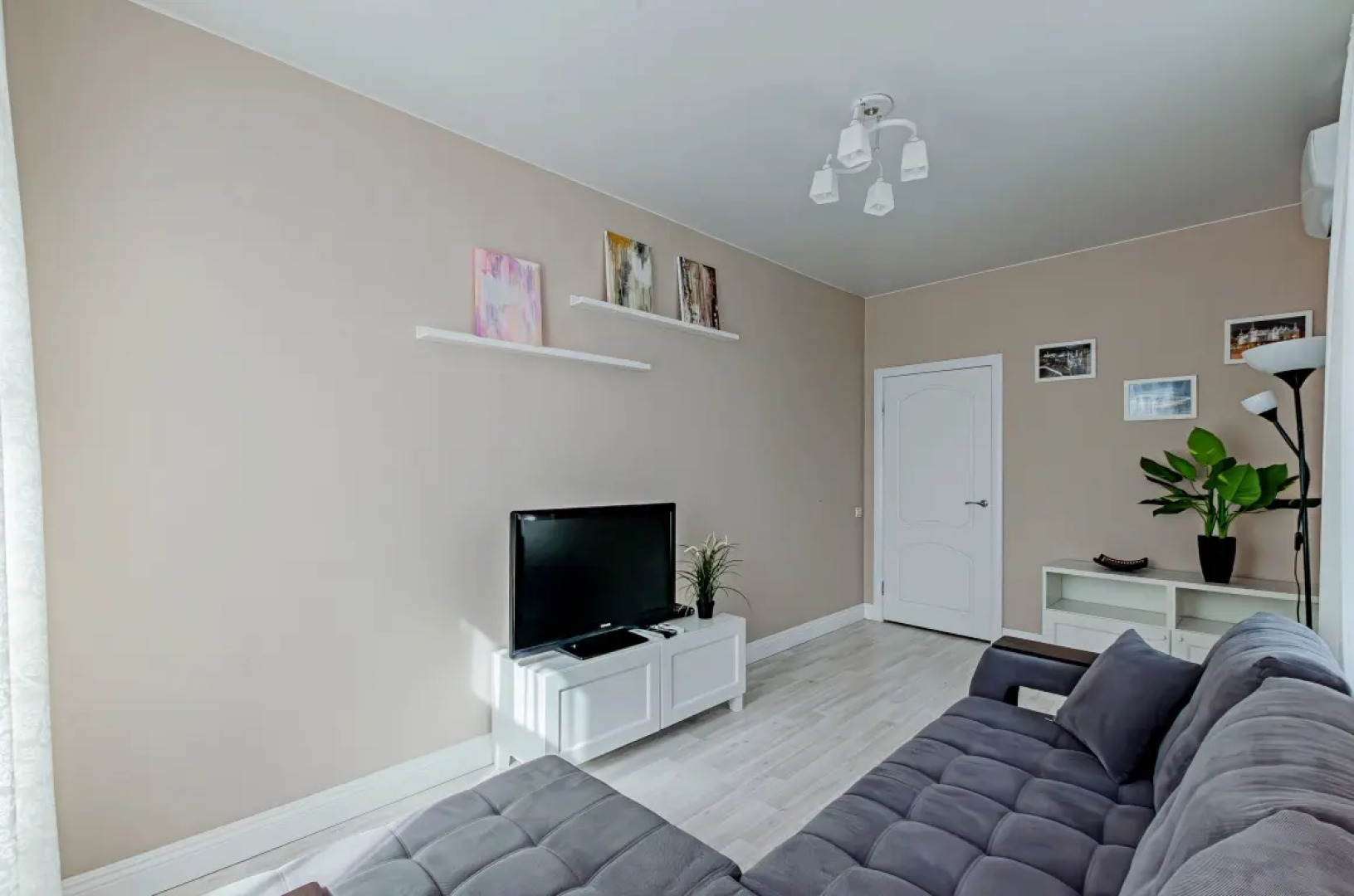 Апартаменты Кремль 50