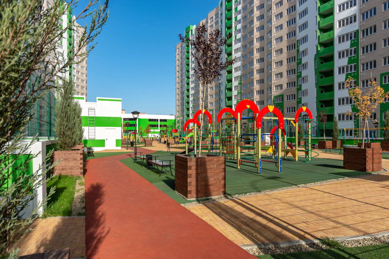 Квартира с панорамным видом на город рядом с парком Галицкого. Сеть Мята