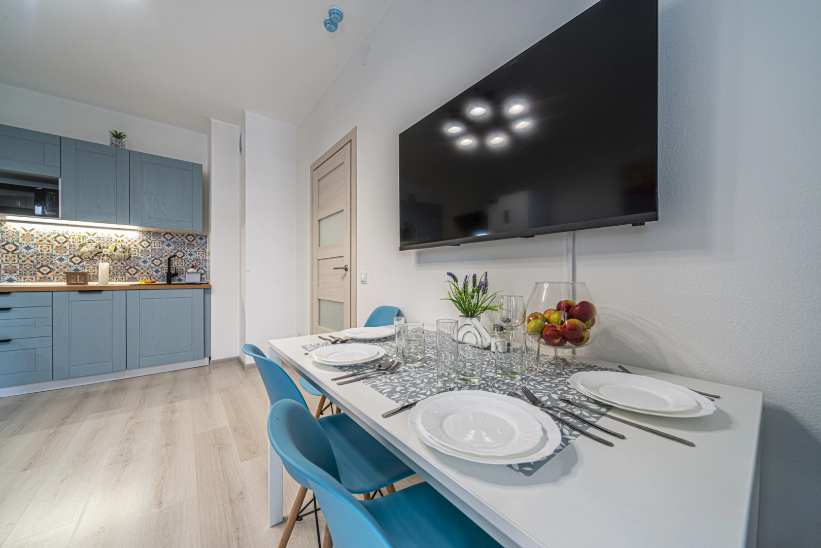 Квартира 2-х комнатная у метро Старая Деревня 5 этаж